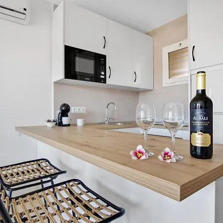 Vistamarina 408b By Ivi Real Estate *